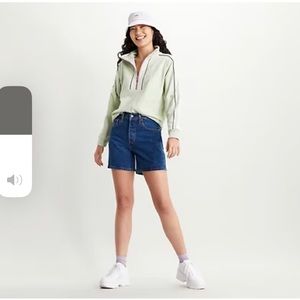 Levi’s women classic shorts size‎ 29